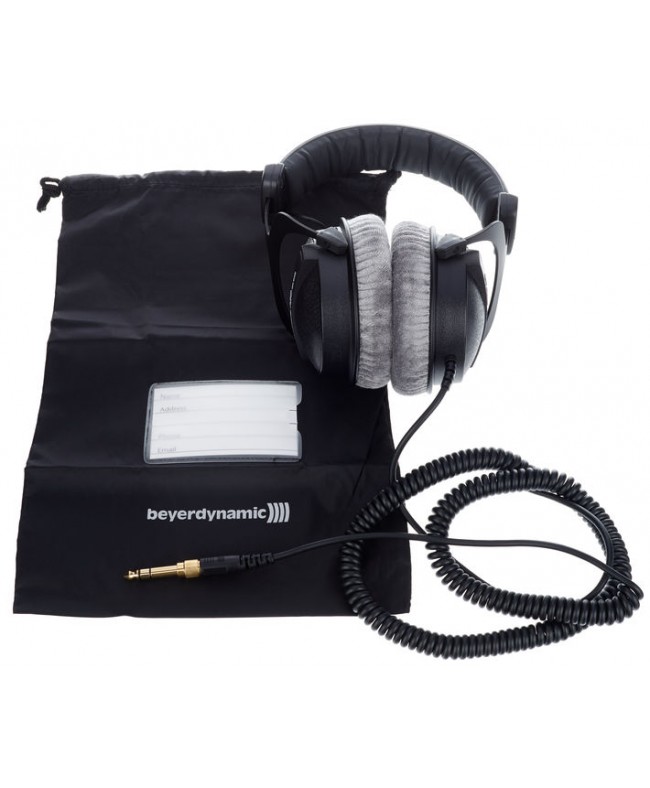Beyerdynamic DT 770 Pro (250 Ohms) ON EAR